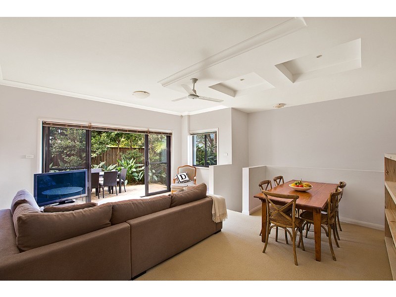 2/22 Foamcrest Avenue, Newport NSW 2106