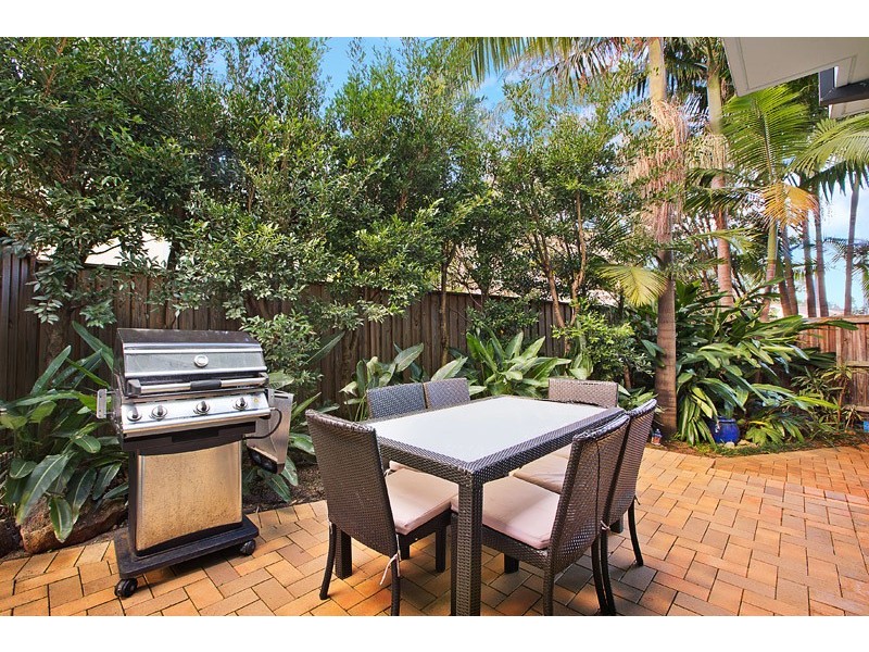 2/22 Foamcrest Avenue, Newport NSW 2106