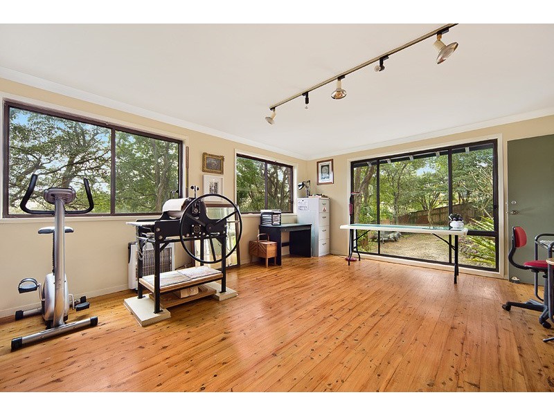 35a Crescent Road, Newport NSW 2106