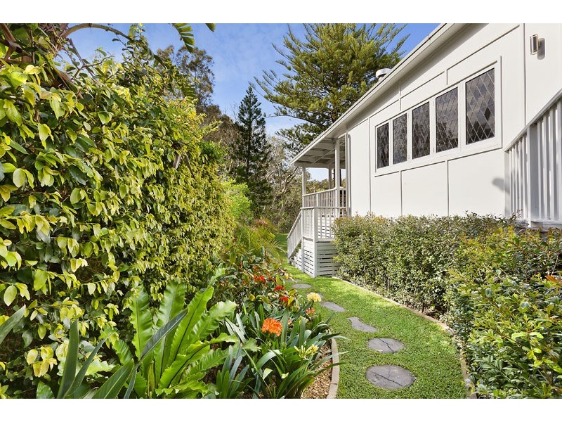 9 Elaine Avenue, Avalon Beach NSW 2107