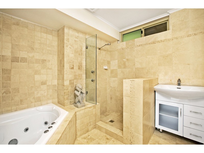 207 Plateau Road, Bilgola NSW 2107