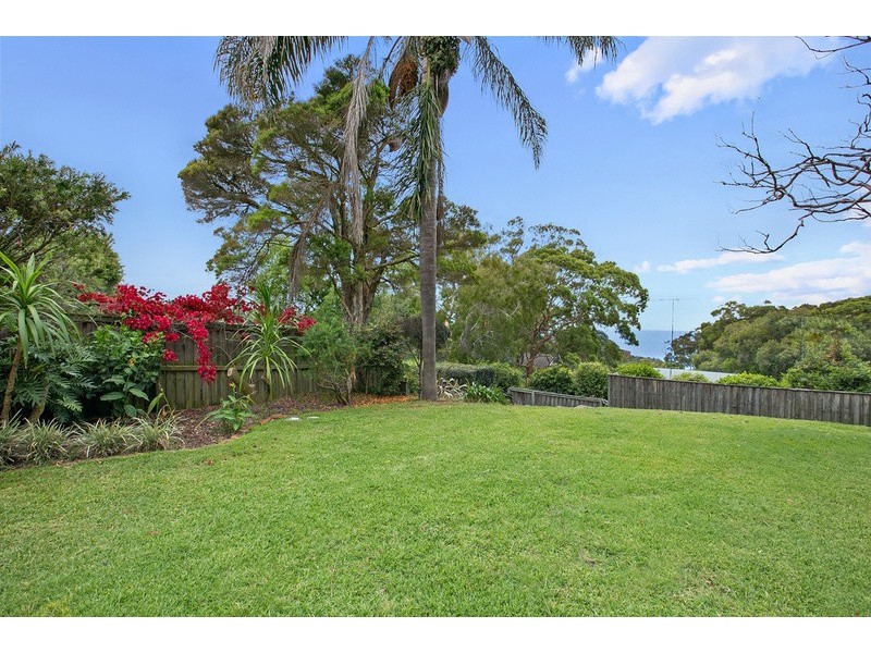 207 Plateau Road, Bilgola NSW 2107