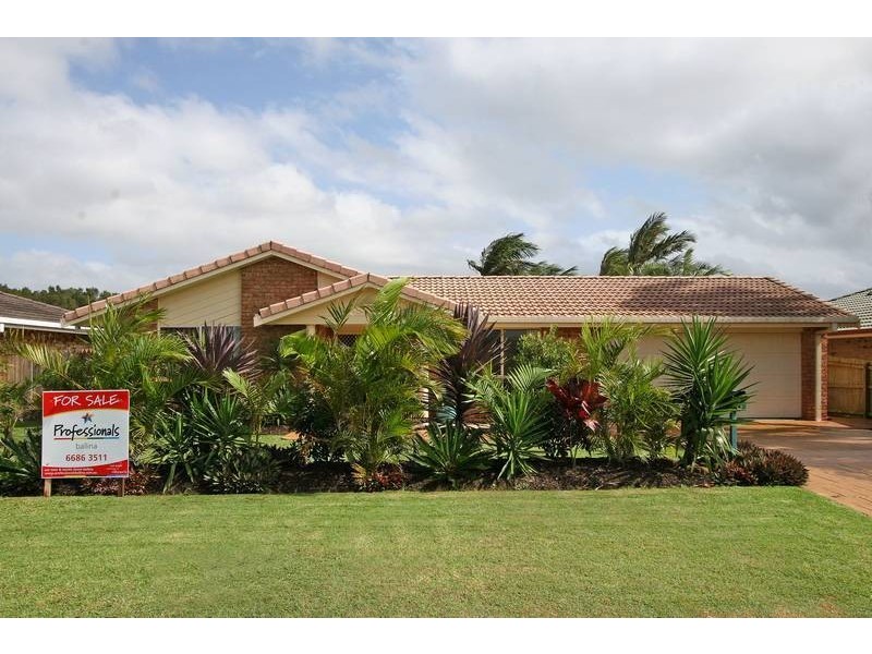 6 Carroll Avenue, Skennars Head NSW 2478