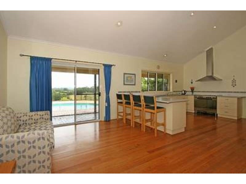 8 Killen Falls Drive, Tintenbar NSW 2478