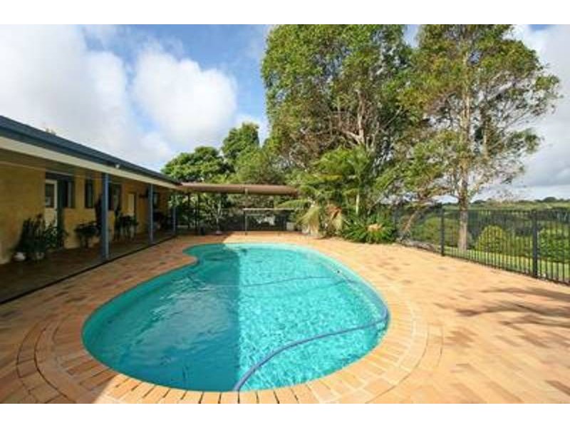 8 Killen Falls Drive, Tintenbar NSW 2478