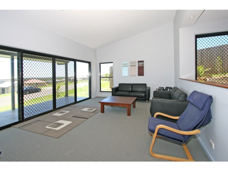 27 Lindsay Avenue, Cumbalum NSW 2478