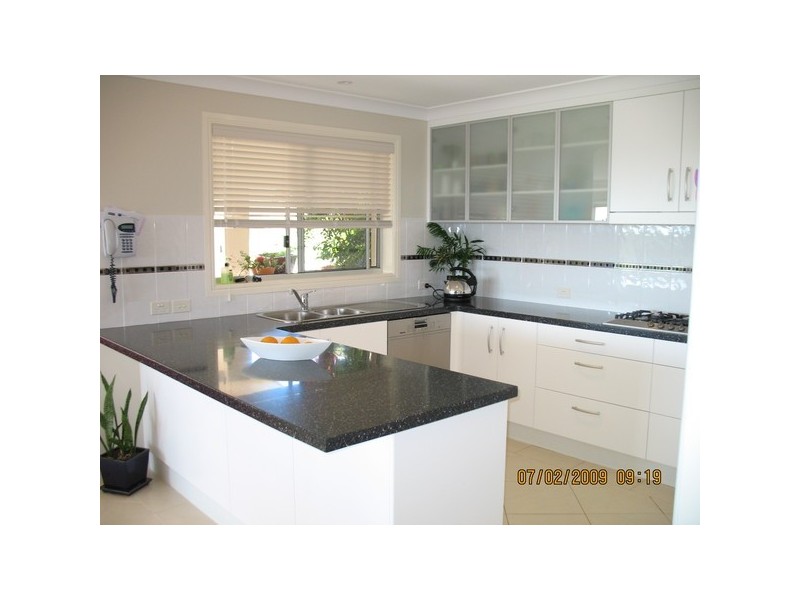 21 Lindsay Crescent, Cumbalum NSW 2478
