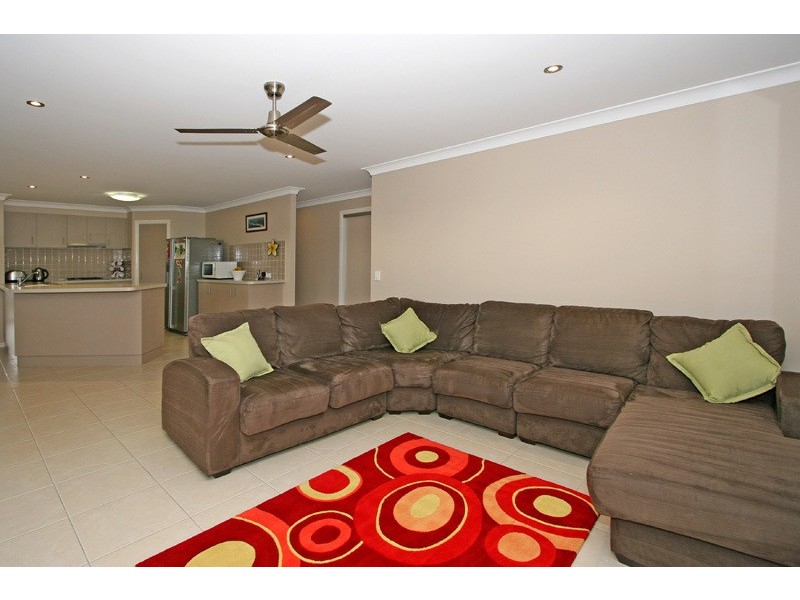 33 Lindsay Avenue, Cumbalum NSW 2478