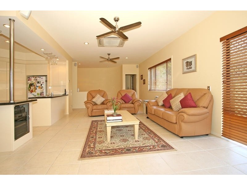 2/10 Pine Avenue, East Ballina NSW 2478