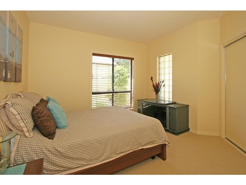 2/10 Pine Avenue, East Ballina NSW 2478