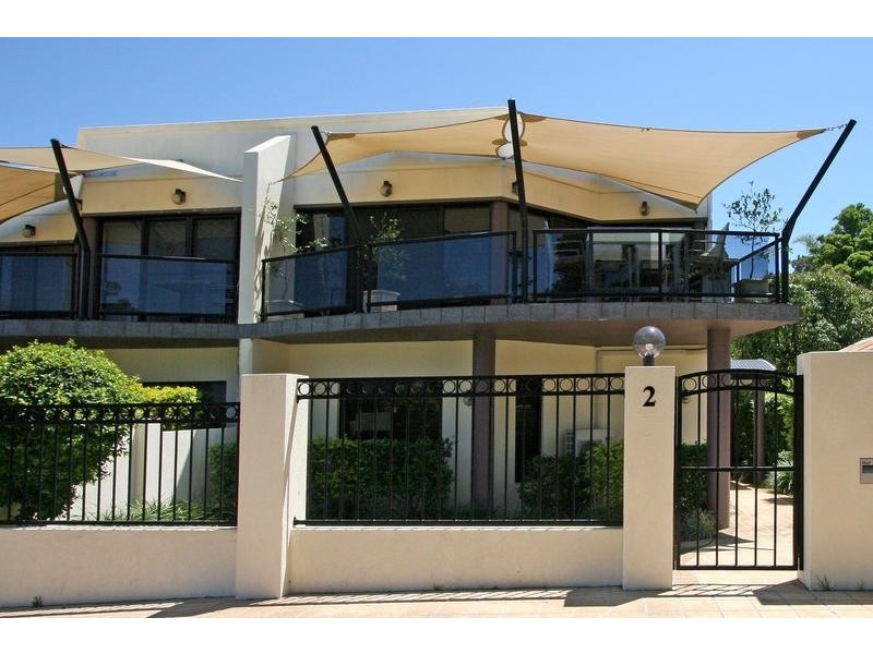 2/10 Pine Avenue, East Ballina NSW 2478