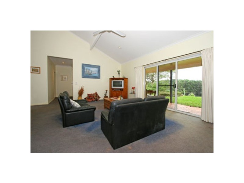 8 Killen Falls Drive, Tintenbar NSW 2478