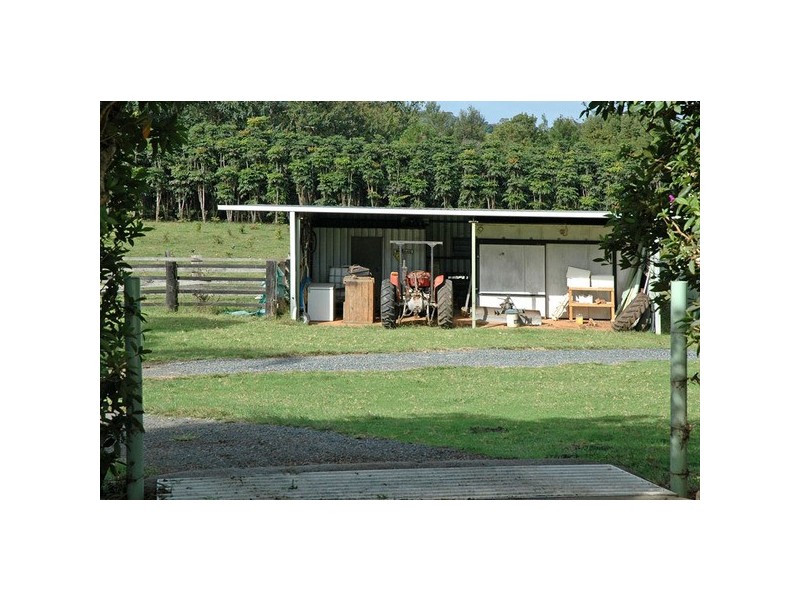 8 Killen Falls Drive, Tintenbar NSW 2478