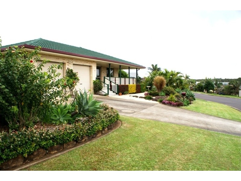 5 Isabella Drive, Skennars Head NSW 2478
