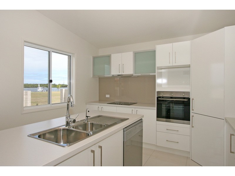 2/81 Burns Point Ferry Road, Ballina NSW 2478