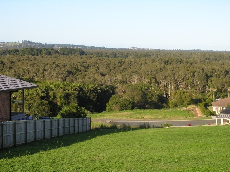 8 Madden Place, Cumbalum NSW 2478