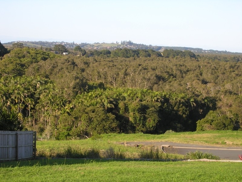 8 Madden Place, Cumbalum NSW 2478