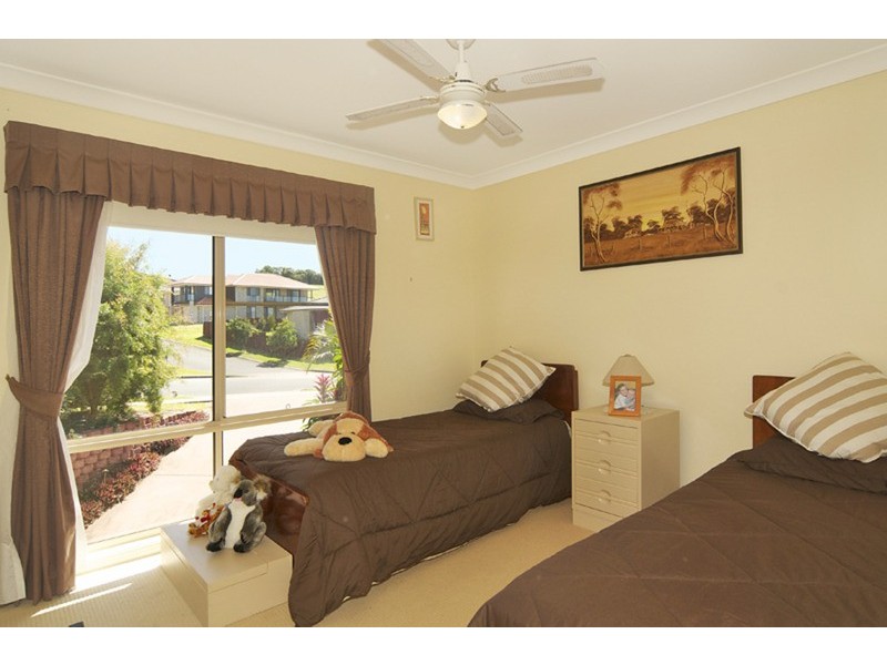 8 Unara Parkway, Cumbalum NSW 2478