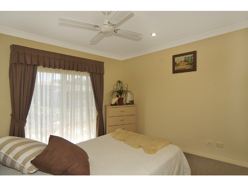 8 Unara Parkway, Cumbalum NSW 2478