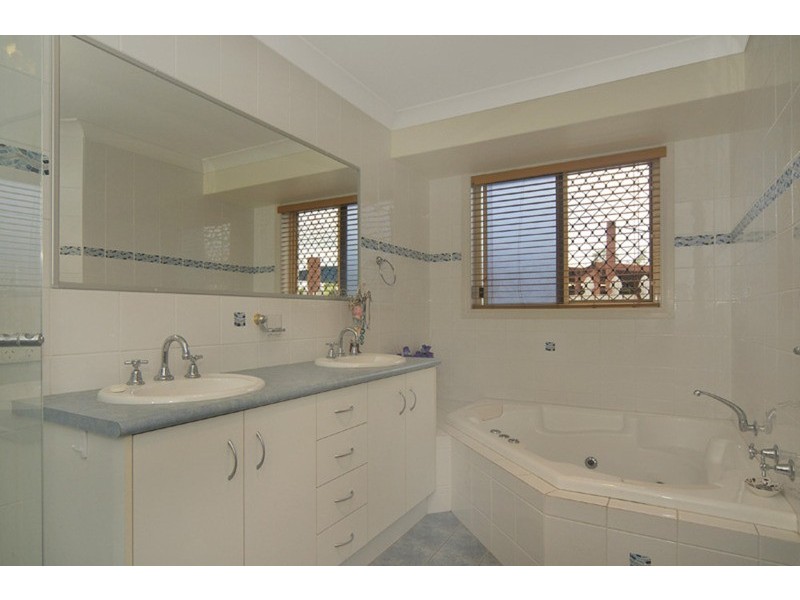 4 Edgewater Cove, Ballina NSW 2478