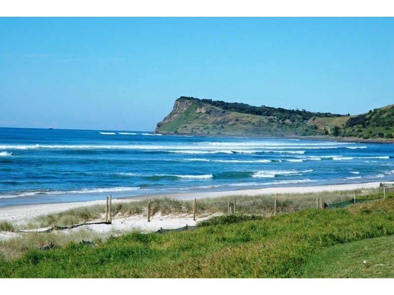 24 Pacific Parade, Lennox Head NSW 2478