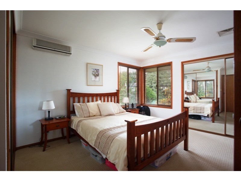 18 Summerhill Crescent, Cumbalum NSW 2478