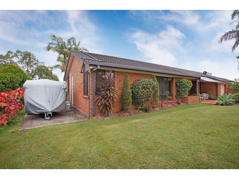 18 Summerhill Crescent, Cumbalum NSW 2478