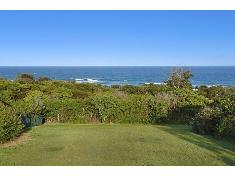 1 White Water Court, East Ballina NSW 2478