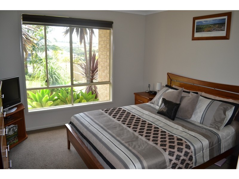 2/2 Lindsay Avenue, Cumbalum NSW 2478