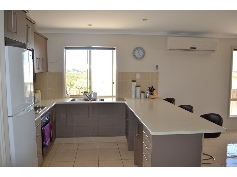 2/2 Lindsay Avenue, Cumbalum NSW 2478