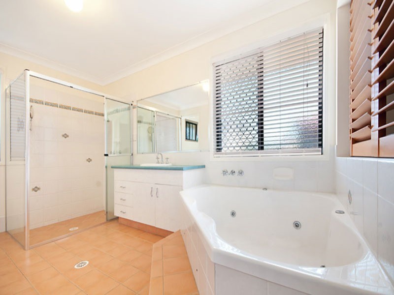 3 Kristen  Close, Skennars Head NSW 2478