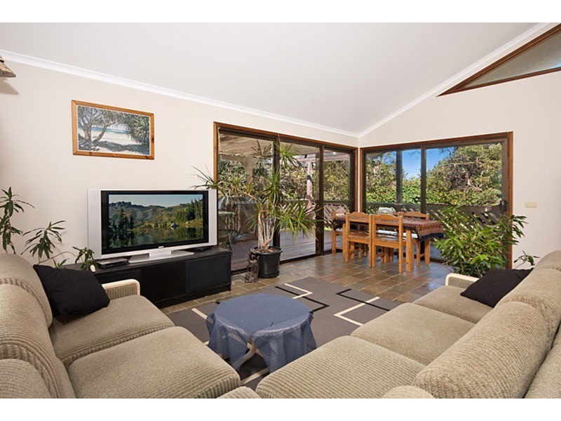 12 Patchs Beach Lane, Patchs Beach NSW 2478