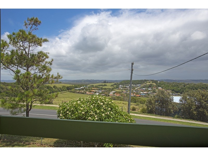 4 Henderson Place, Lennox Head NSW 2478