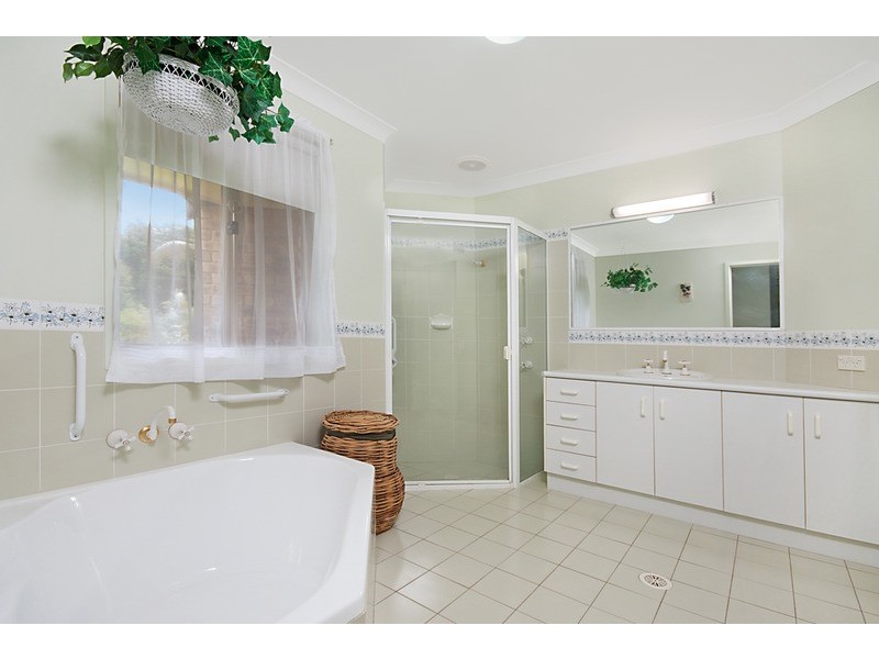 33 Hillcrest Drive, Tintenbar NSW 2478