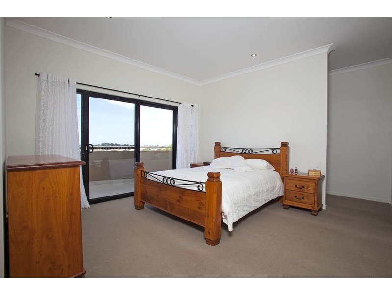19 Unara Parkway, Cumbalum NSW 2478