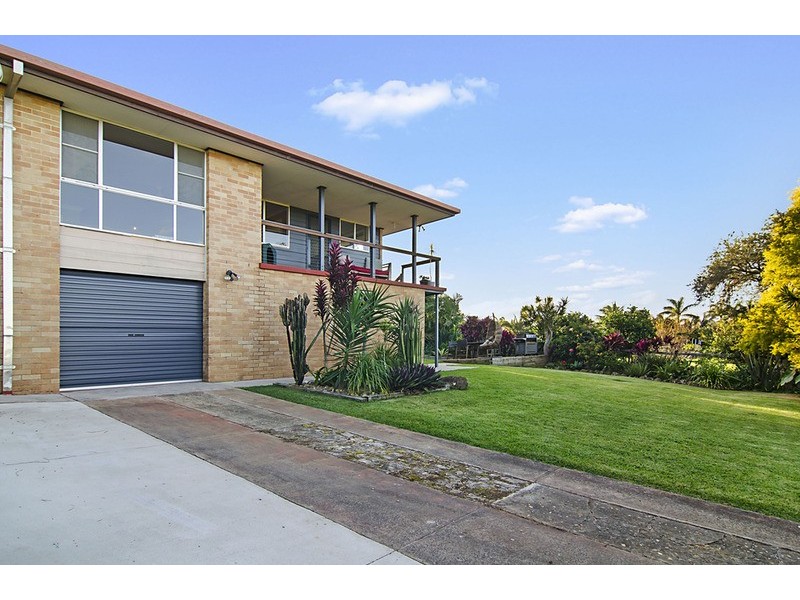 1037 Tamarind Drive, Tintenbar NSW 2478