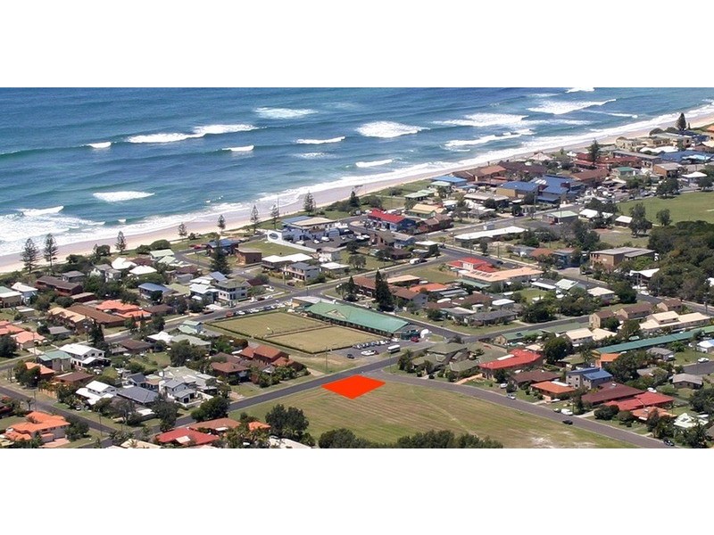 2 Megan Crescent, Lennox Head NSW 2478