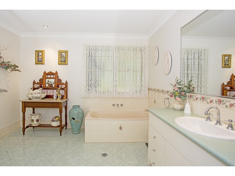 101 Platypus Drive, Uralba NSW 2477
