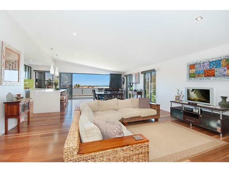 8 Bayview Drive, East Ballina NSW 2478