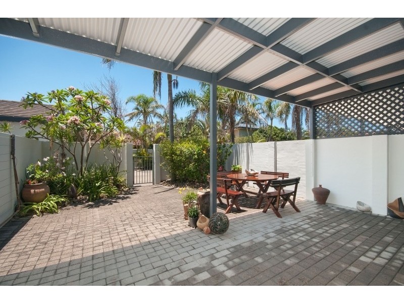 2/72-74 Fenwick Drive, East Ballina NSW 2478