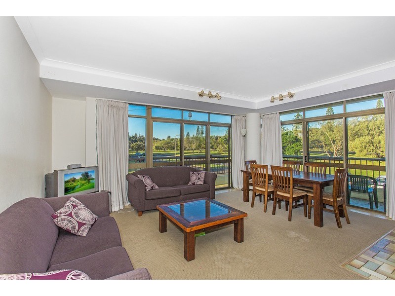 2/64 Cedar Crescent, East Ballina NSW 2478