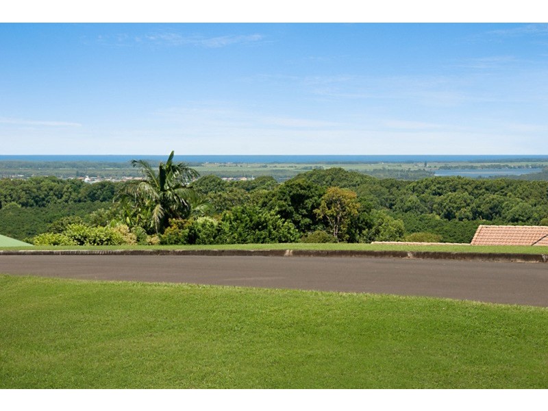 70 Pacific Heights Drive, Cumbalum NSW 2478