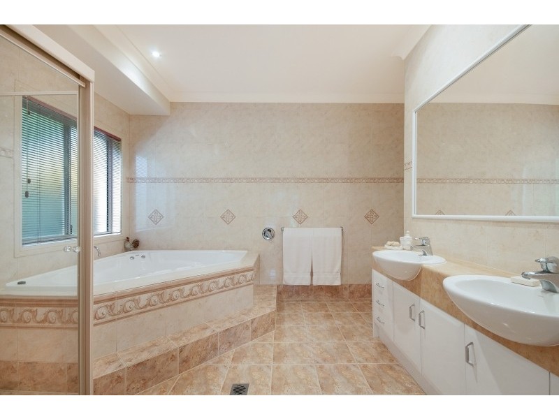 53 Deadmans Creek Road, Cumbalum NSW 2478