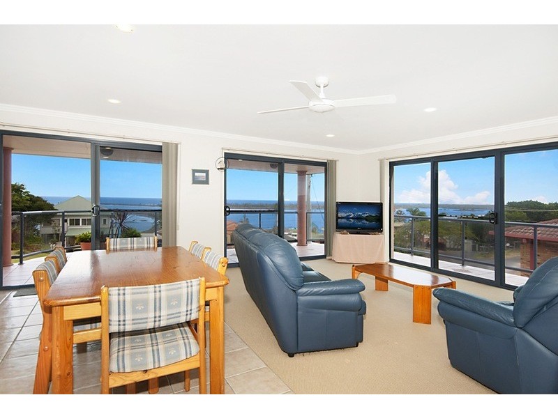 2/8 Pine Avenue, East Ballina NSW 2478