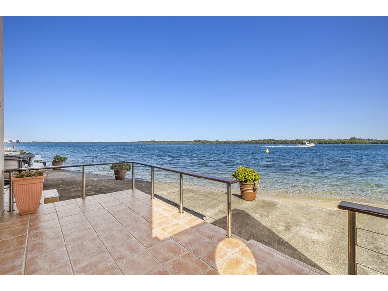 6/1-3 Henry Philp Avenue, Ballina NSW 2478