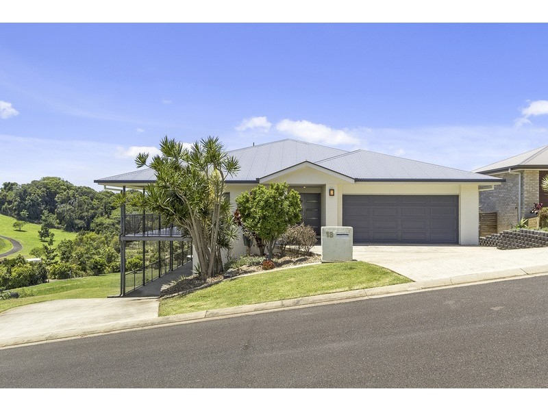 18 Madden Place, Cumbalum NSW 2478