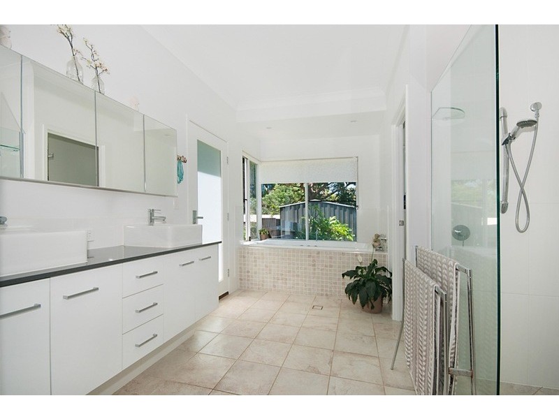 9 McLeans Street, Lennox Head NSW 2478