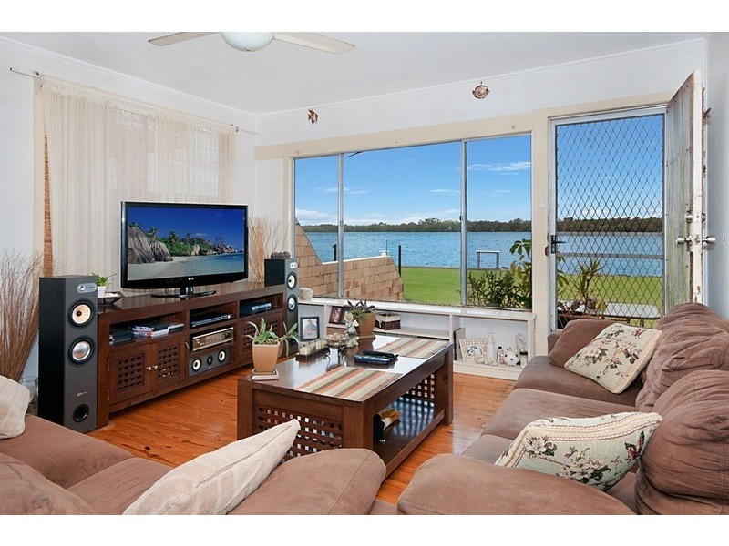 64 Riverside Drive, West Ballina NSW 2478