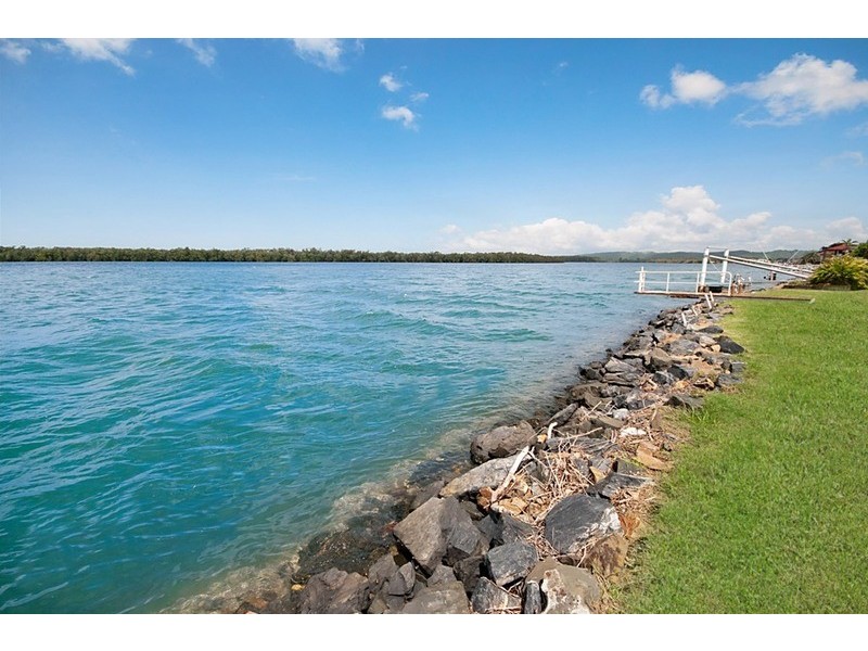 64 Riverside Drive, West Ballina NSW 2478
