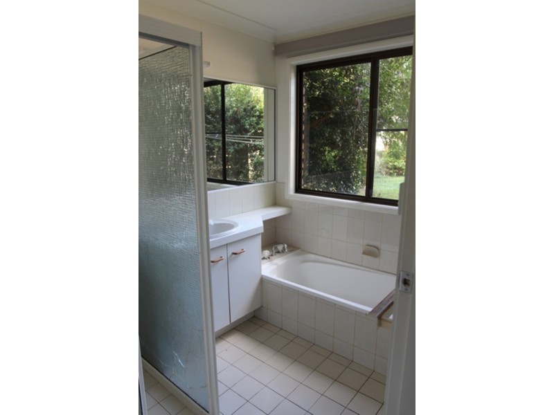 6 Hillcrest Drive, Tintenbar NSW 2478